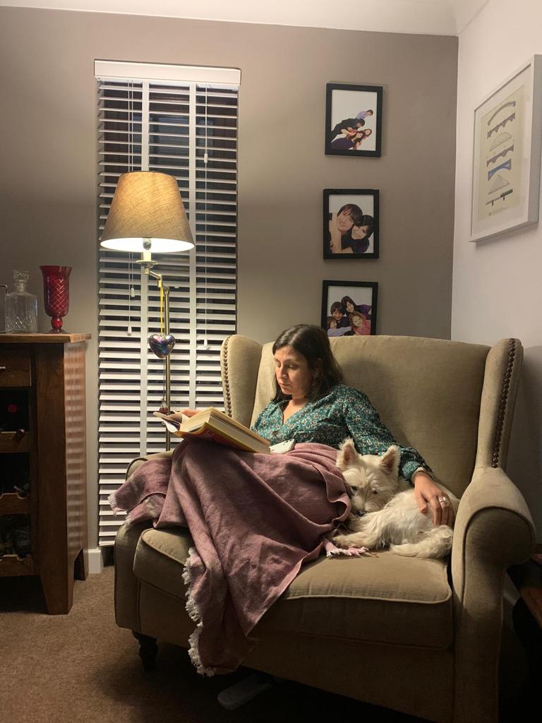 vimmi and ted in blanket